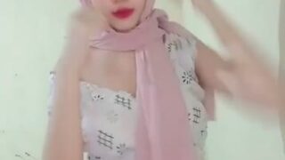Abg Indo Viral Terbaru cewek hijab yang menikmati ulekan dari paha atas New Trending Top 2025 Global